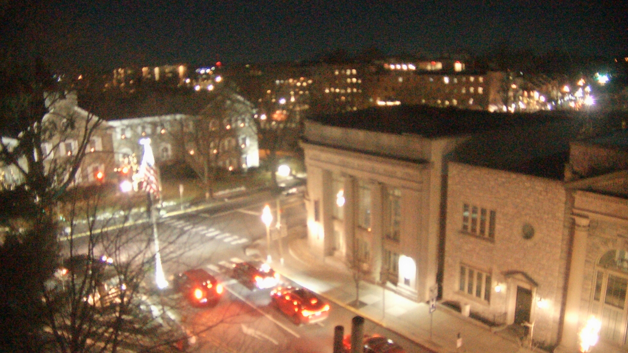 Thumbnail for current weather camera view from Lititz Springs Inn & Spa in Lititz, Pennsylvania