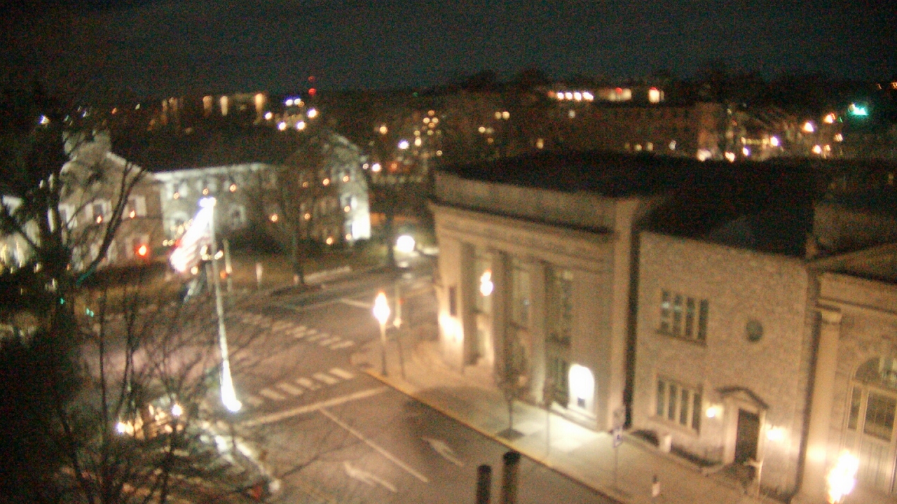 Thumbnail for current weather camera view from Lititz Springs Inn & Spa in Lititz, Pennsylvania