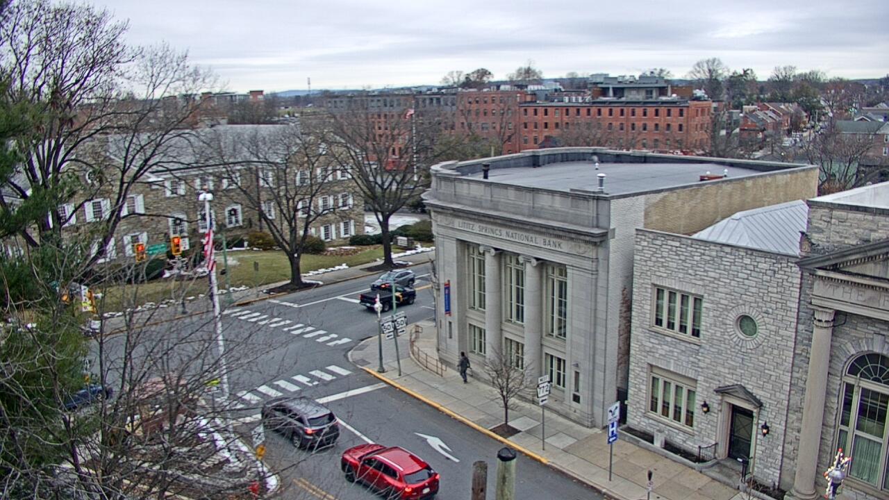 Thumbnail for current weather camera view from Lititz Springs Inn & Spa in Lititz, Pennsylvania