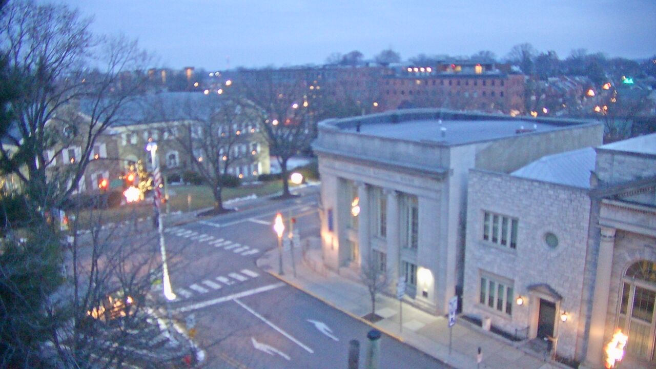 Thumbnail for current weather camera view from Lititz Springs Inn & Spa in Lititz, Pennsylvania