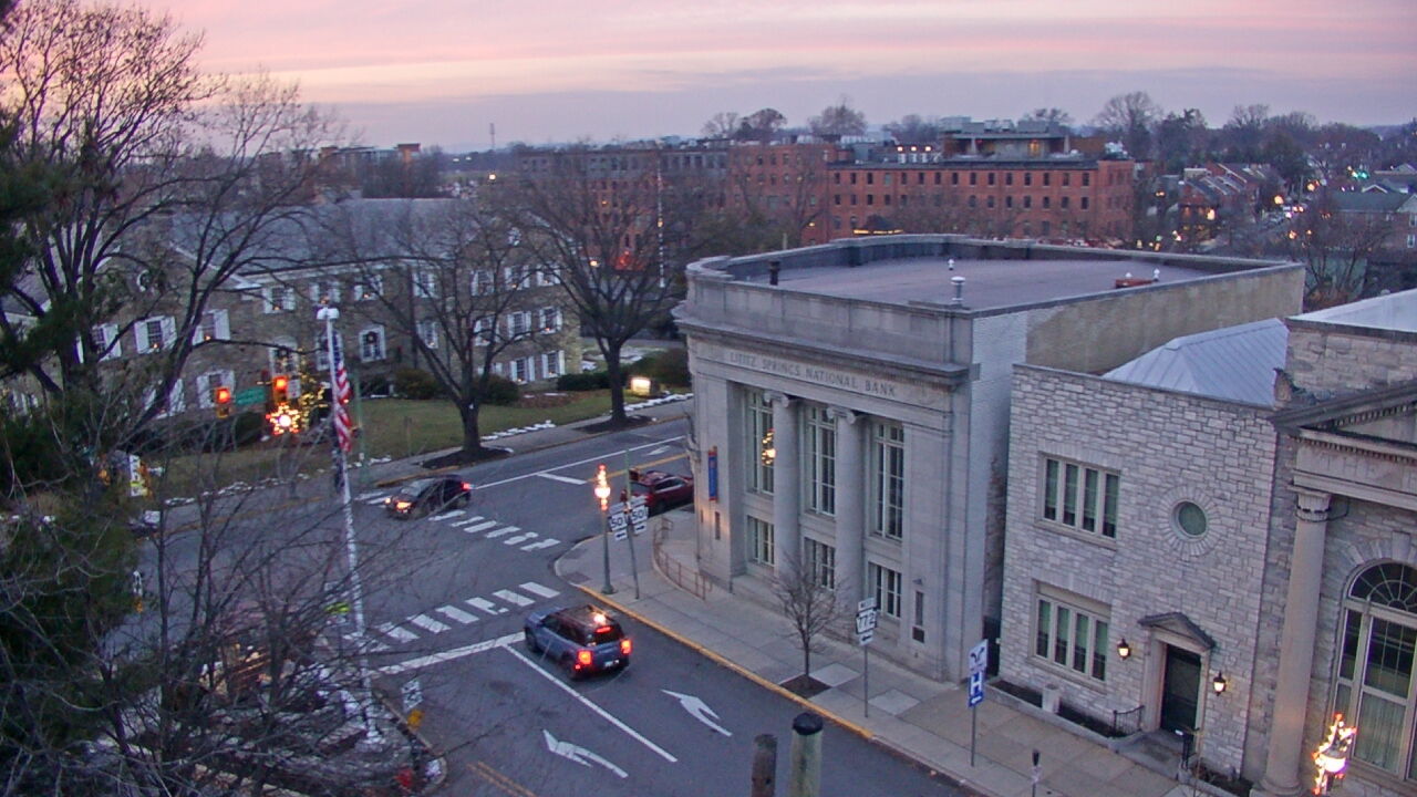 Thumbnail for current weather camera view from Lititz Springs Inn & Spa in Lititz, Pennsylvania