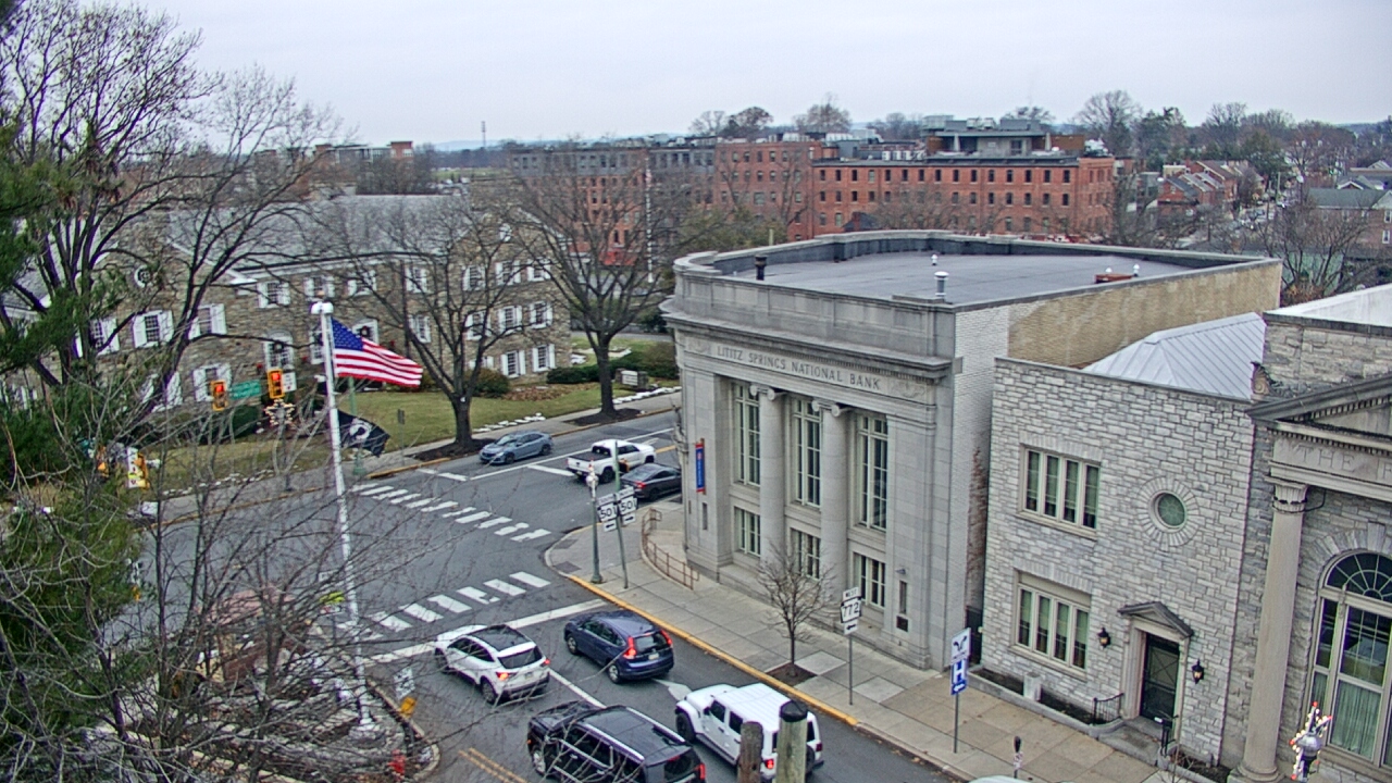 Thumbnail for current weather camera view from Lititz Springs Inn & Spa in Lititz, Pennsylvania