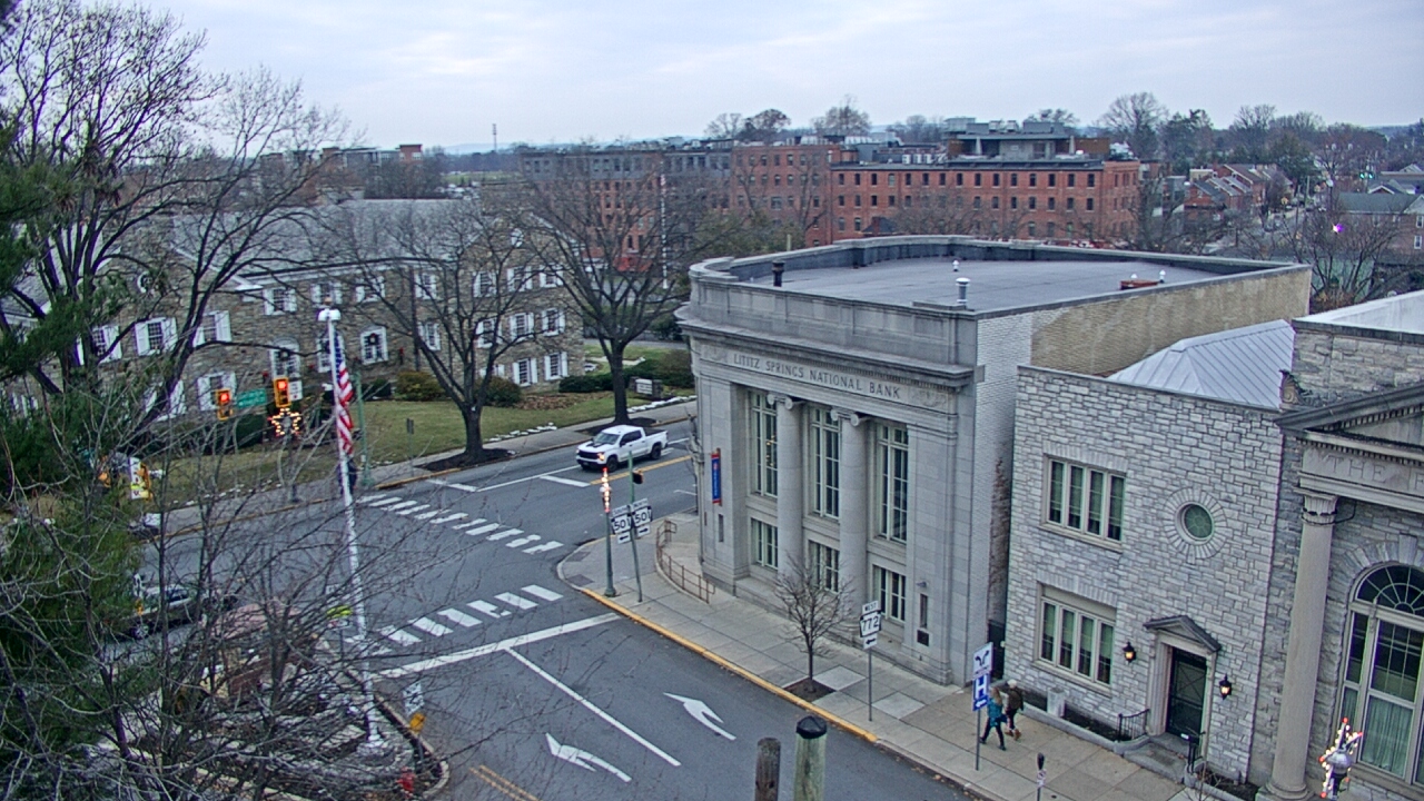 Thumbnail for current weather camera view from Lititz Springs Inn & Spa in Lititz, Pennsylvania