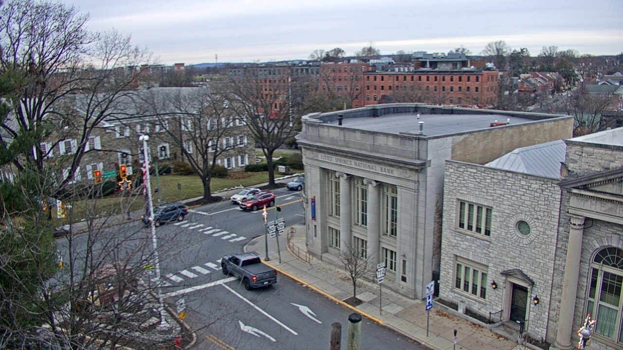 Thumbnail for current weather camera view from Lititz Springs Inn & Spa in Lititz, Pennsylvania