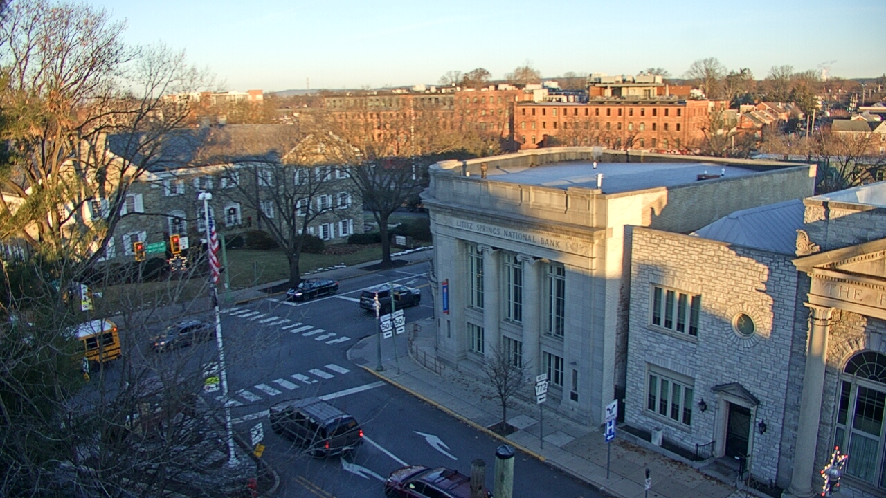 Thumbnail for current weather camera view from Lititz Springs Inn & Spa in Lititz, Pennsylvania