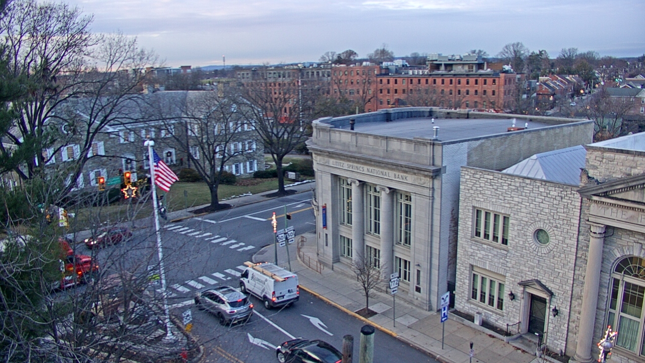 Thumbnail for current weather camera view from Lititz Springs Inn & Spa in Lititz, Pennsylvania