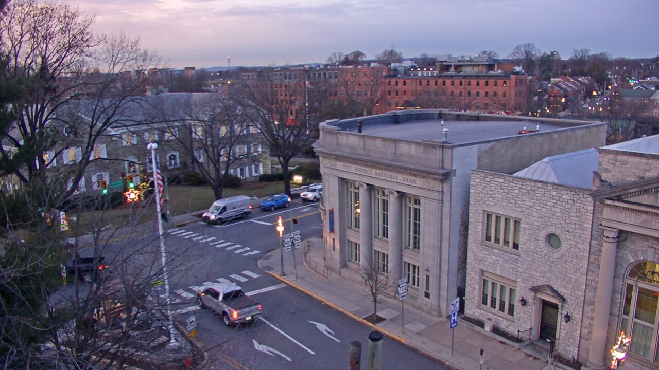 Thumbnail for current weather camera view from Lititz Springs Inn & Spa in Lititz, Pennsylvania