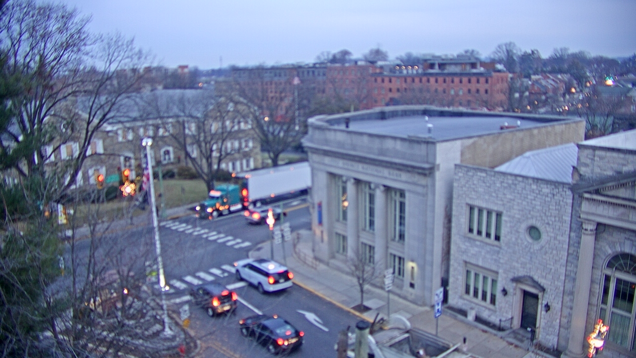 Thumbnail for current weather camera view from Lititz Springs Inn & Spa in Lititz, Pennsylvania