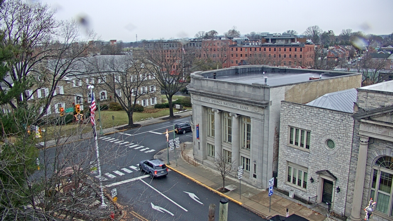 Thumbnail for current weather camera view from Lititz Springs Inn & Spa in Lititz, Pennsylvania