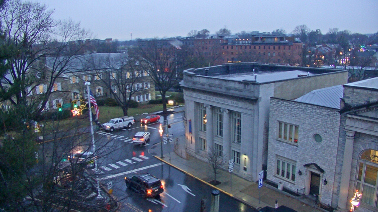 Thumbnail for current weather camera view from Lititz Springs Inn & Spa in Lititz, Pennsylvania
