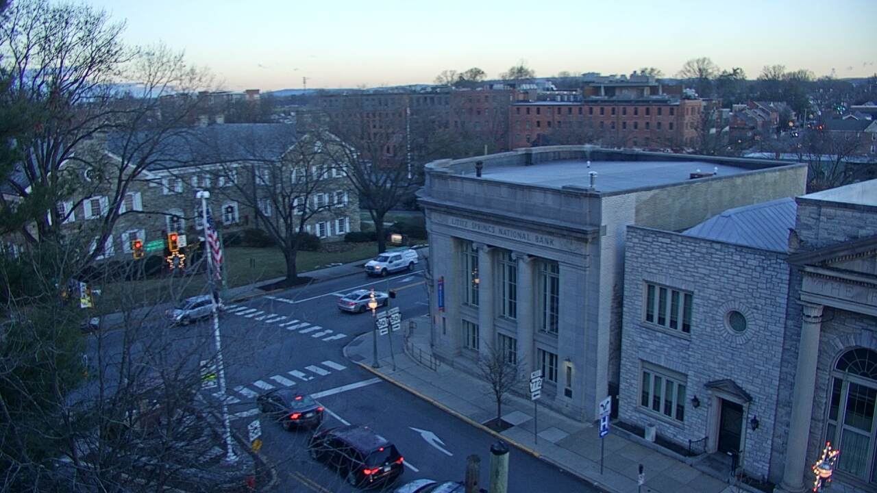 Thumbnail for current weather camera view from Lititz Springs Inn & Spa in Lititz, Pennsylvania