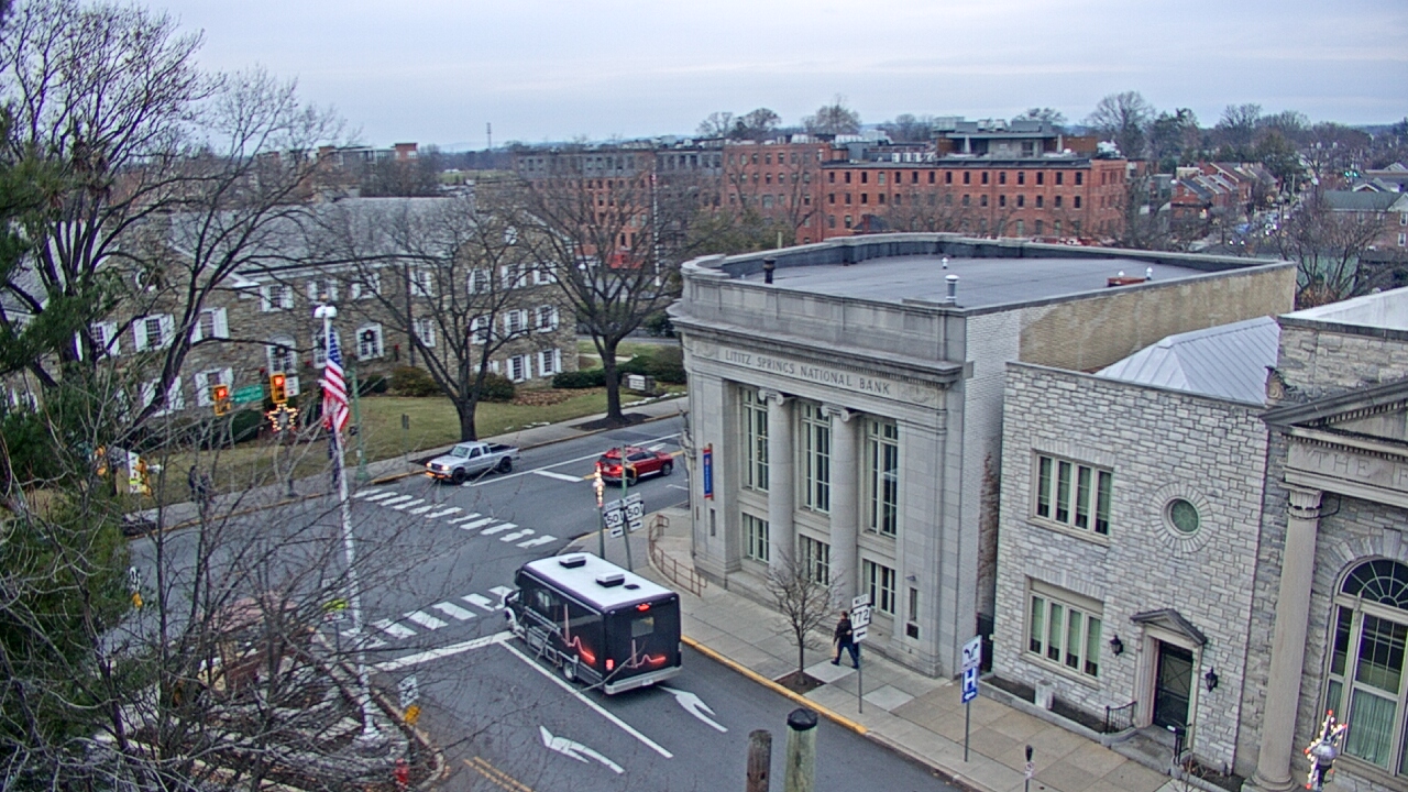 Thumbnail for current weather camera view from Lititz Springs Inn & Spa in Lititz, Pennsylvania
