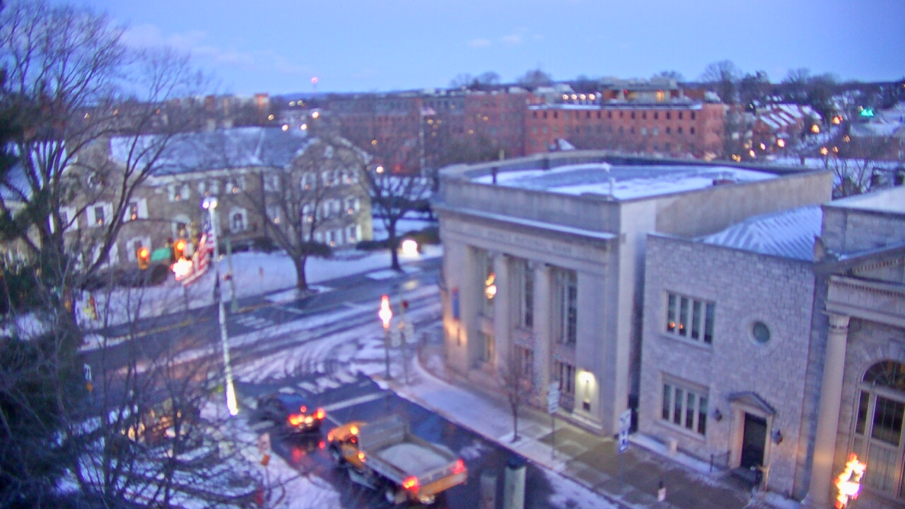 Thumbnail for current weather camera view from Lititz Springs Inn & Spa in Lititz, Pennsylvania