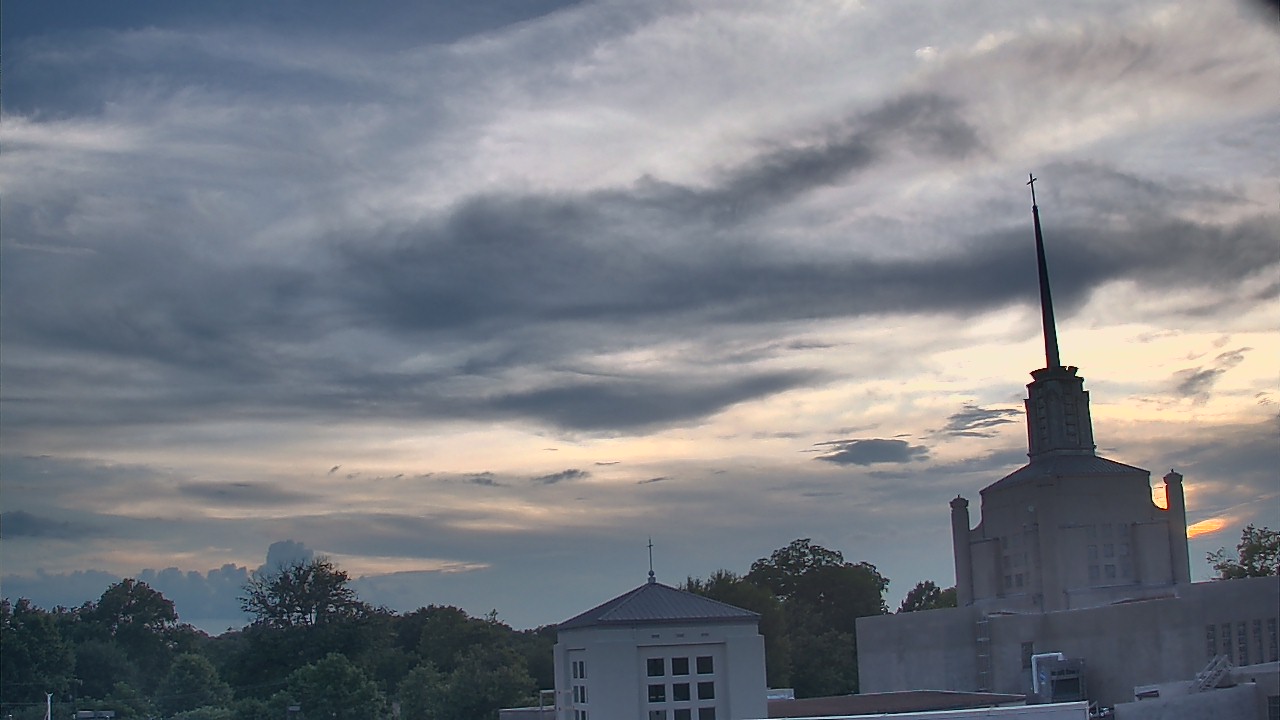 Thumbnail for current weather camera view from Christ The King School in Lexington, Kentucky