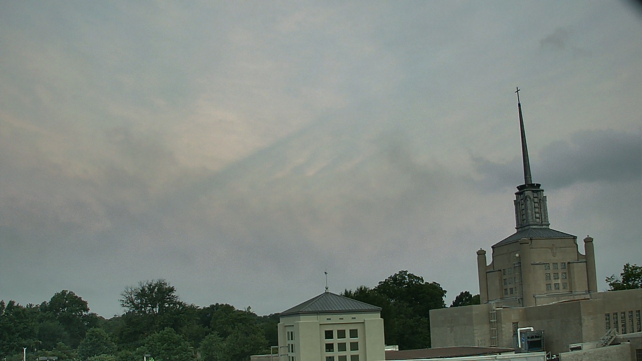 Thumbnail for current weather camera view from Christ The King School in Lexington, Kentucky