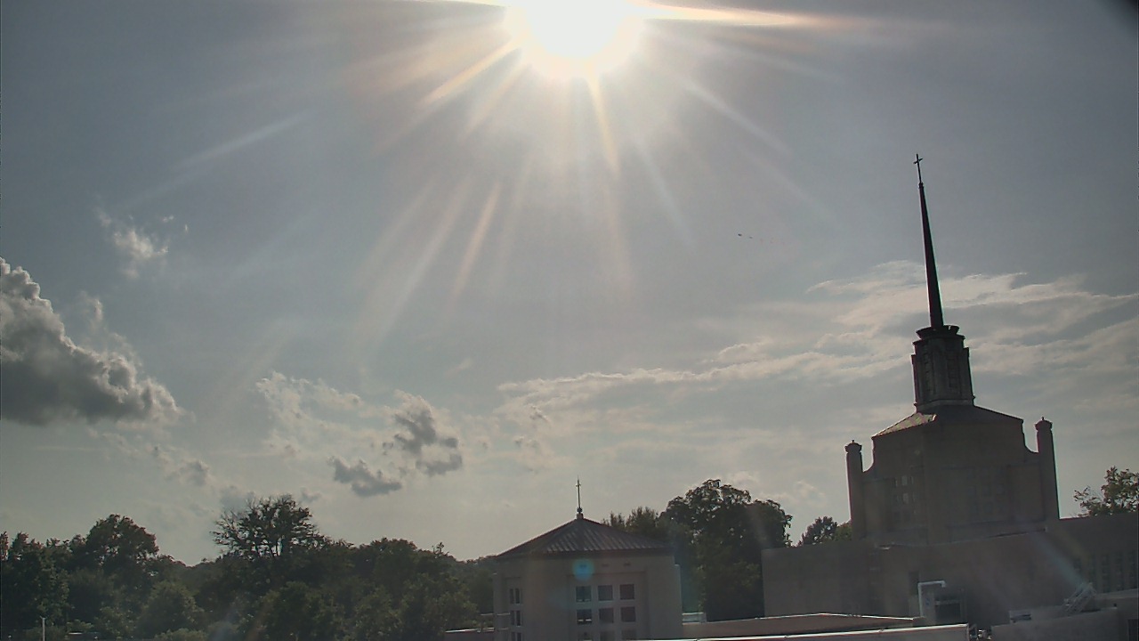 Thumbnail for current weather camera view from Christ The King School in Lexington, Kentucky