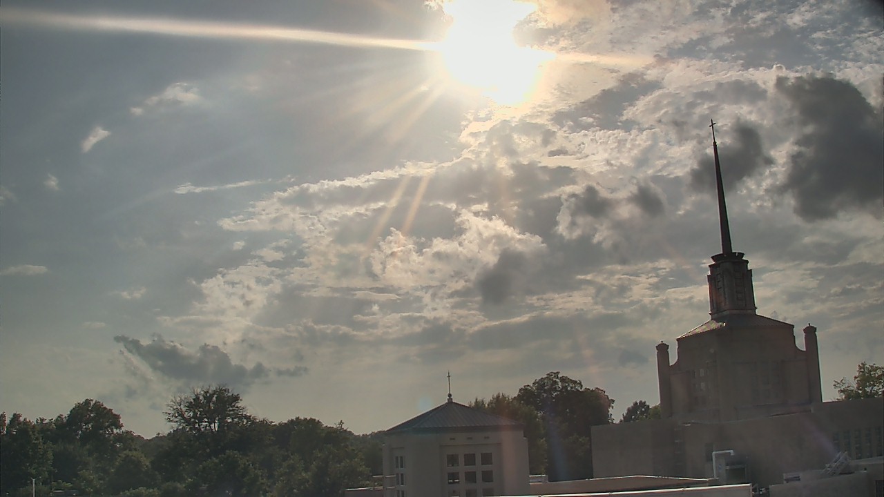 Thumbnail for current weather camera view from Christ The King School in Lexington, Kentucky