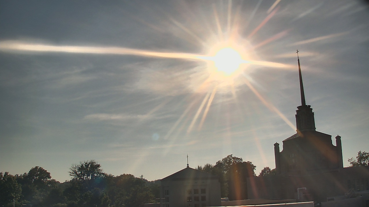 Thumbnail for current weather camera view from Christ The King School in Lexington, Kentucky