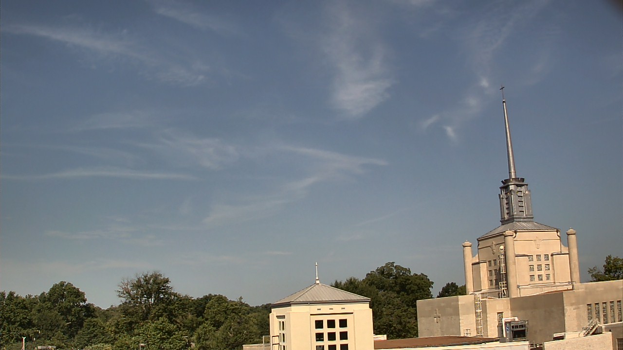 Thumbnail for current weather camera view from Christ The King School in Lexington, Kentucky