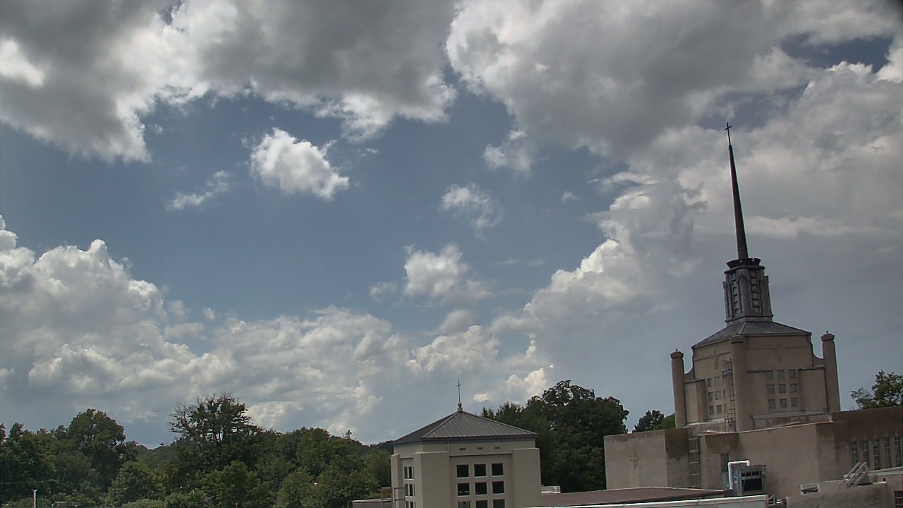 Thumbnail for current weather camera view from Christ The King School in Lexington, Kentucky
