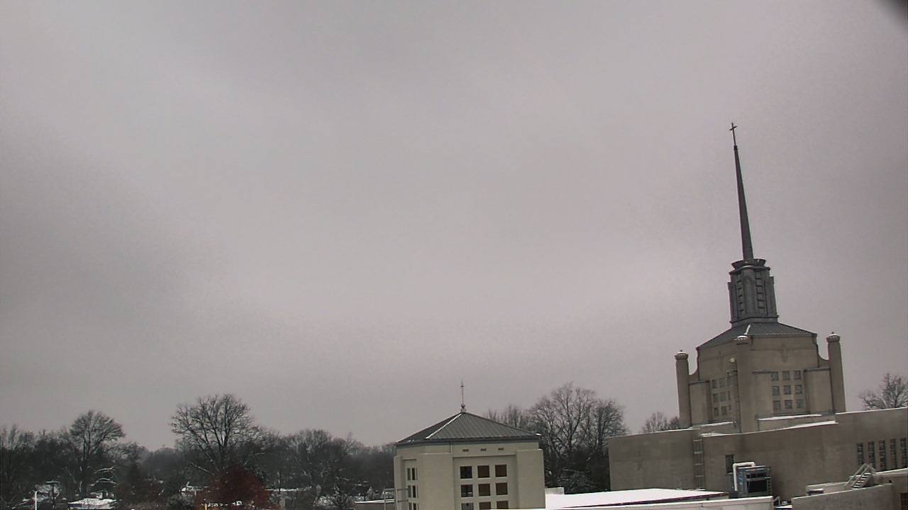 Thumbnail for current weather camera view from Christ The King School in Lexington, Kentucky