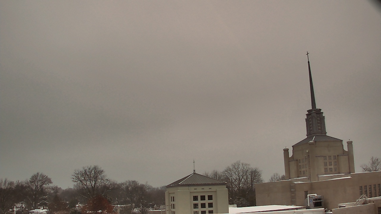 Thumbnail for current weather camera view from Christ The King School in Lexington, Kentucky