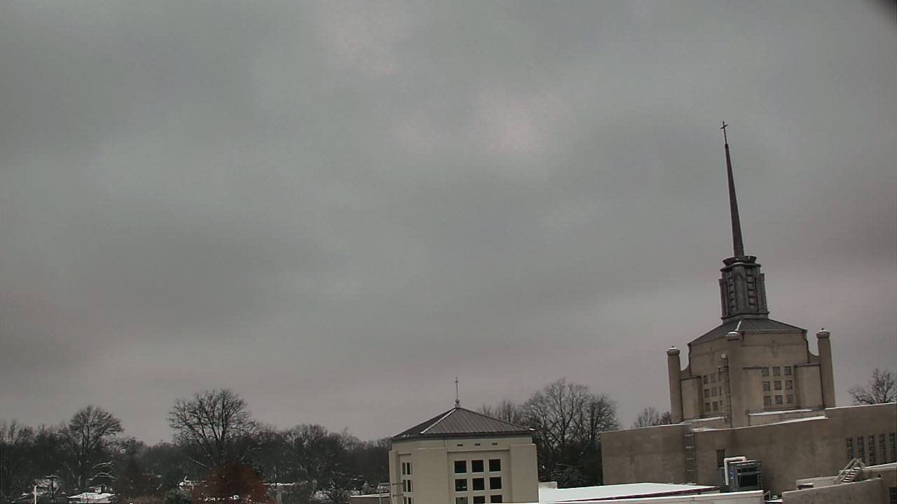 Thumbnail for current weather camera view from Christ The King School in Lexington, Kentucky