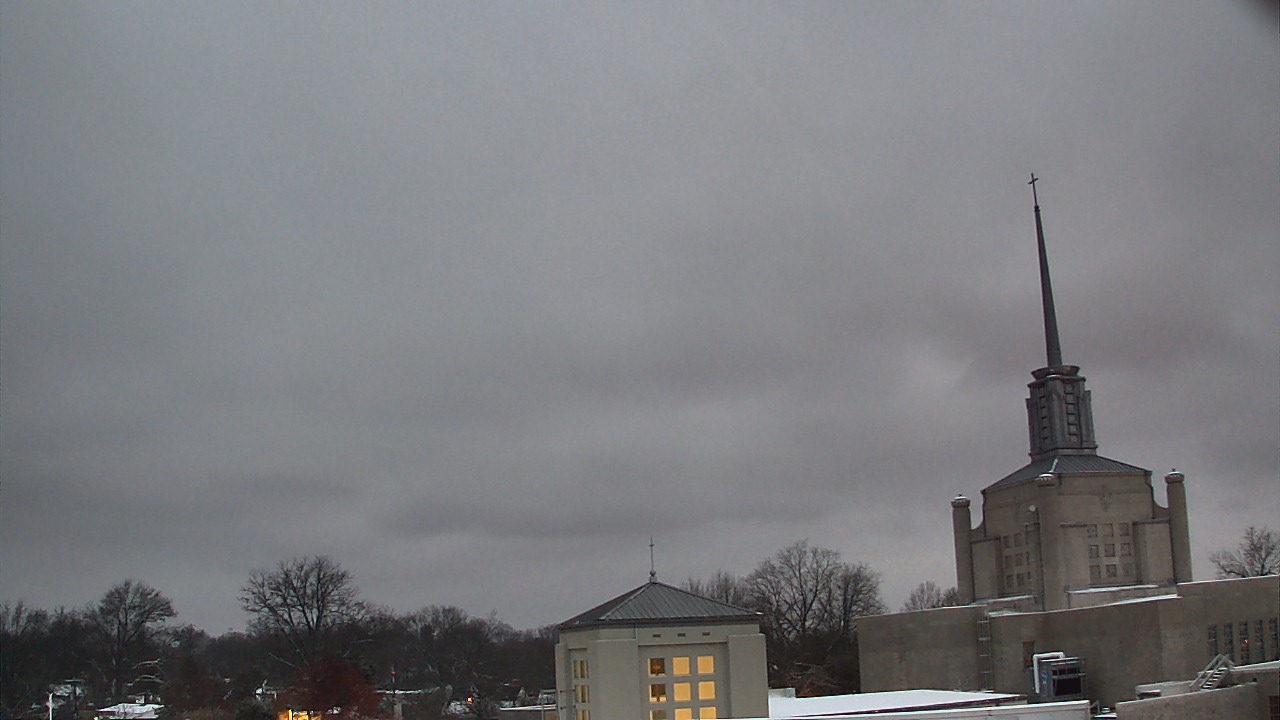 Thumbnail for current weather camera view from Christ The King School in Lexington, Kentucky