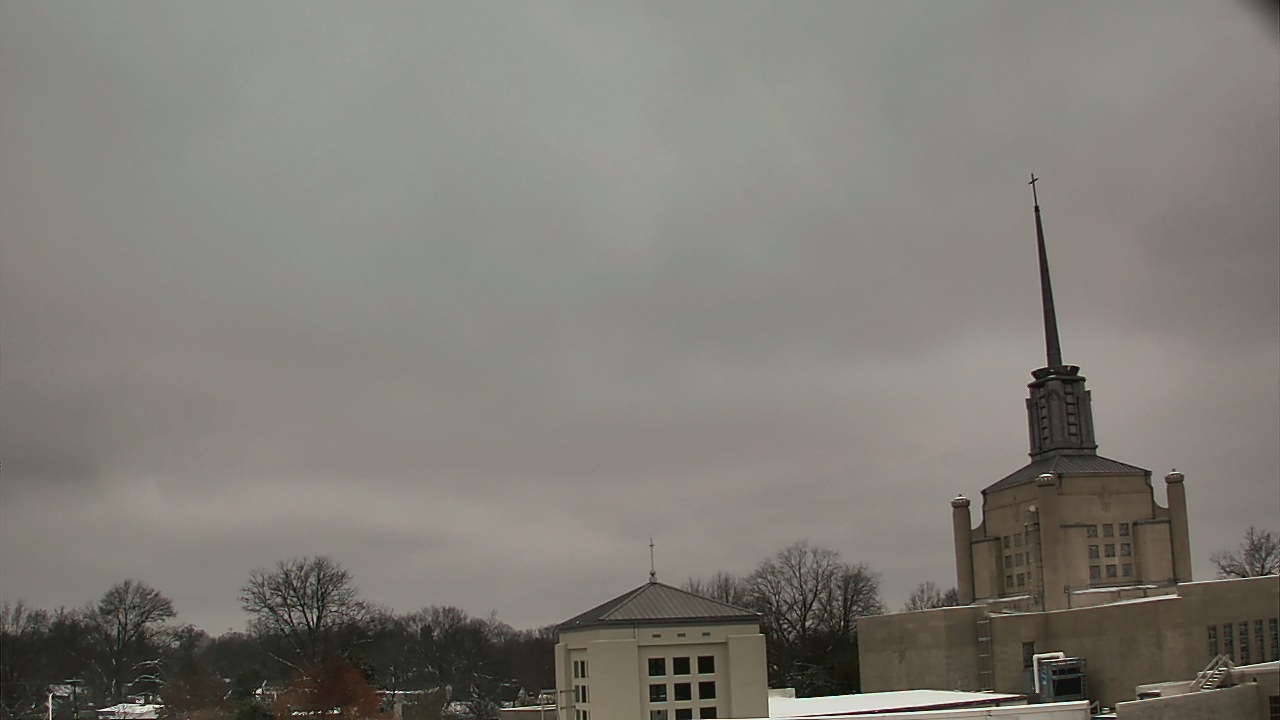 Thumbnail for current weather camera view from Christ The King School in Lexington, Kentucky