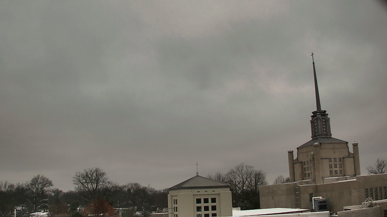 Thumbnail for current weather camera view from Christ The King School in Lexington, Kentucky