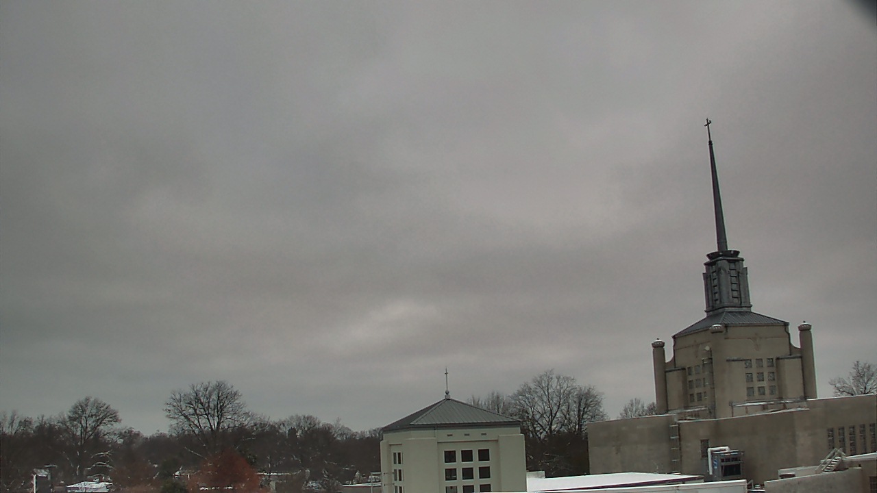 Thumbnail for current weather camera view from Christ The King School in Lexington, Kentucky