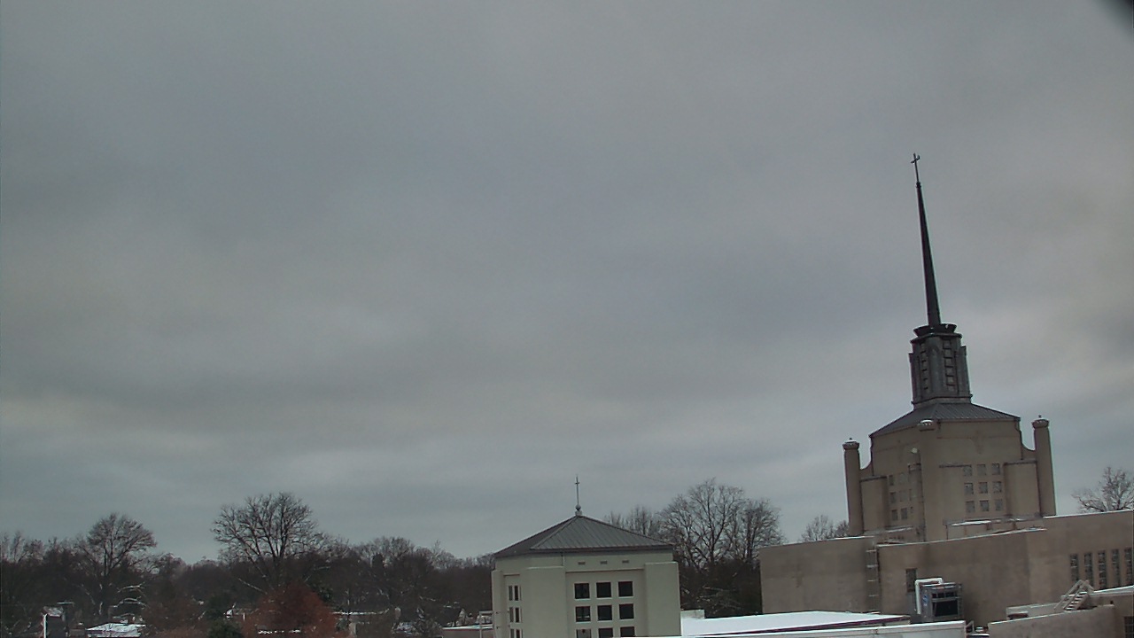 Thumbnail for current weather camera view from Christ The King School in Lexington, Kentucky