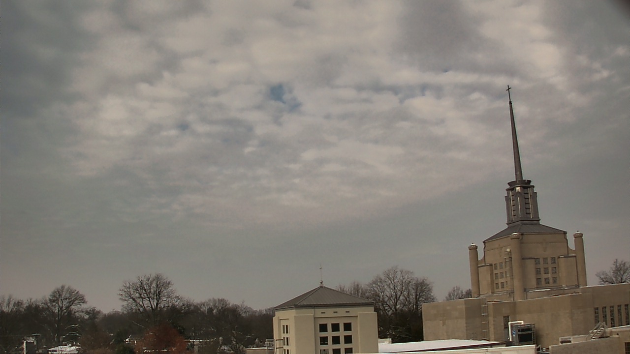 Thumbnail for current weather camera view from Christ The King School in Lexington, Kentucky