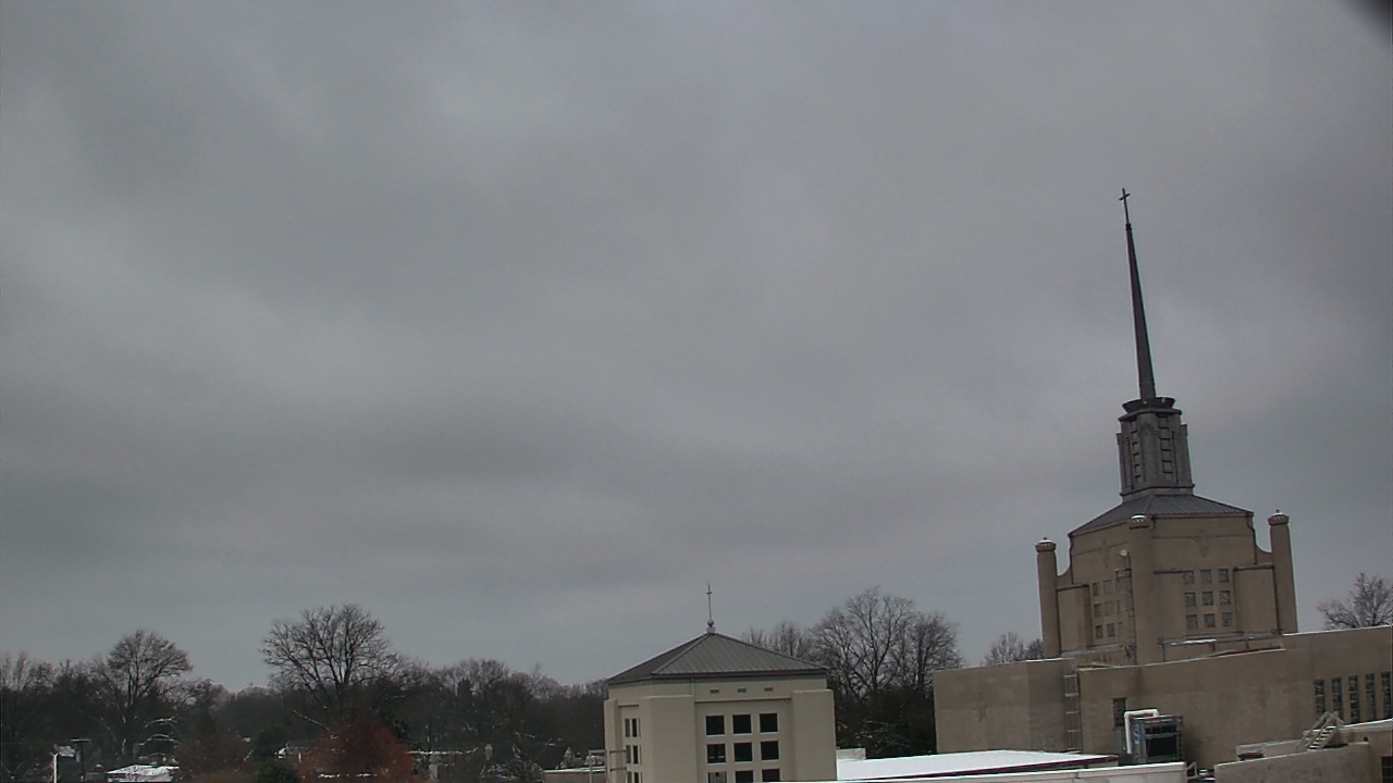 Thumbnail for current weather camera view from Christ The King School in Lexington, Kentucky