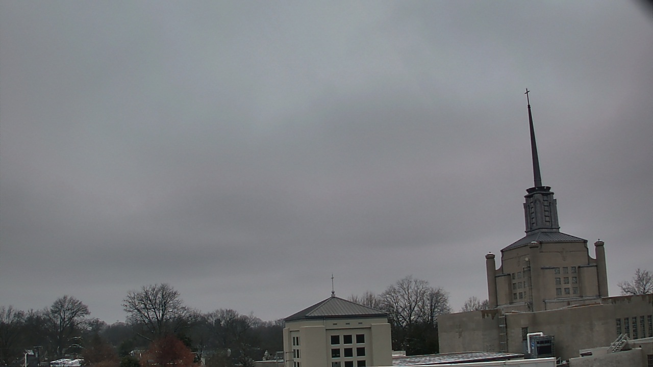 Thumbnail for current weather camera view from Christ The King School in Lexington, Kentucky
