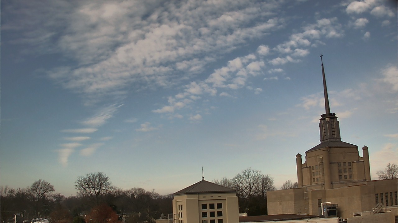 Thumbnail for current weather camera view from Christ The King School in Lexington, Kentucky