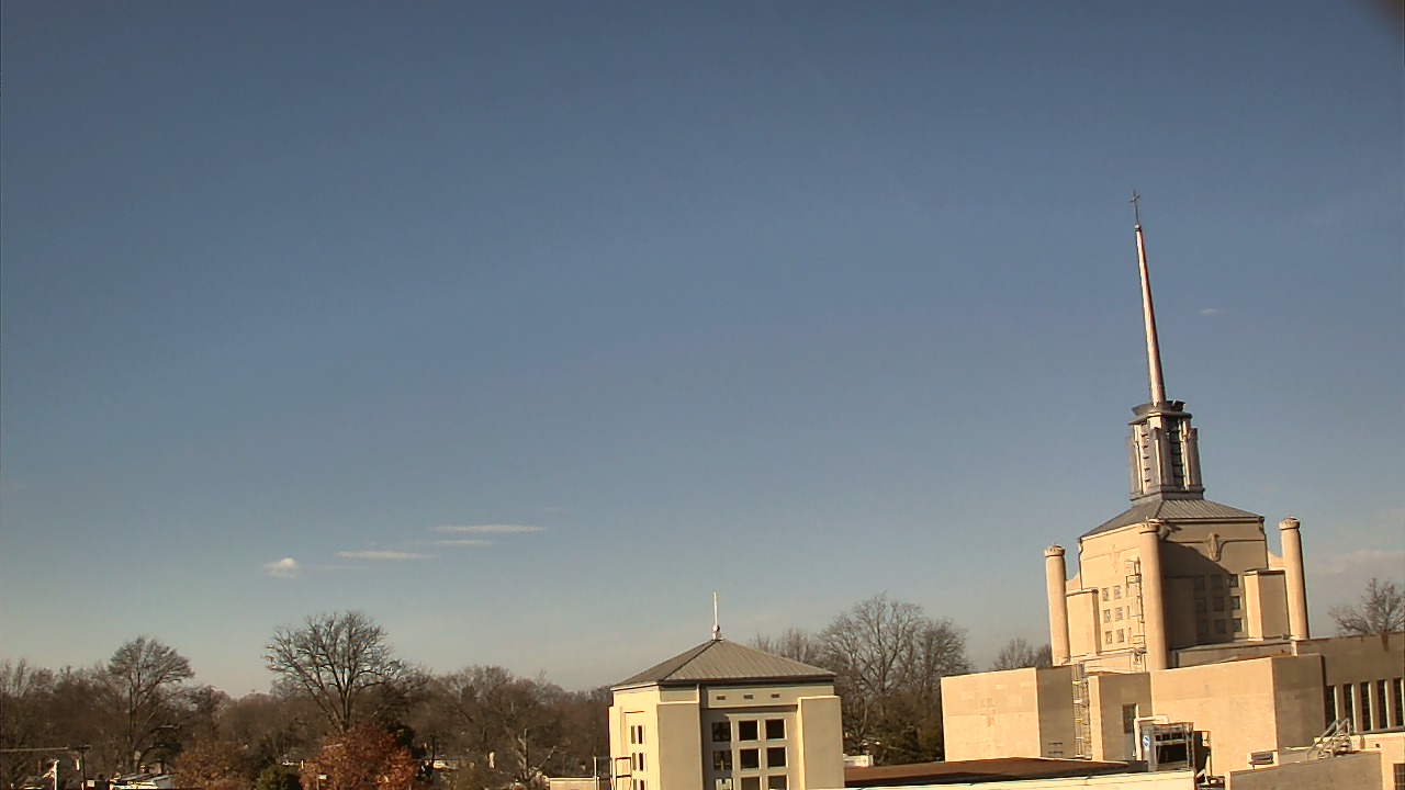 Thumbnail for current weather camera view from Christ The King School in Lexington, Kentucky