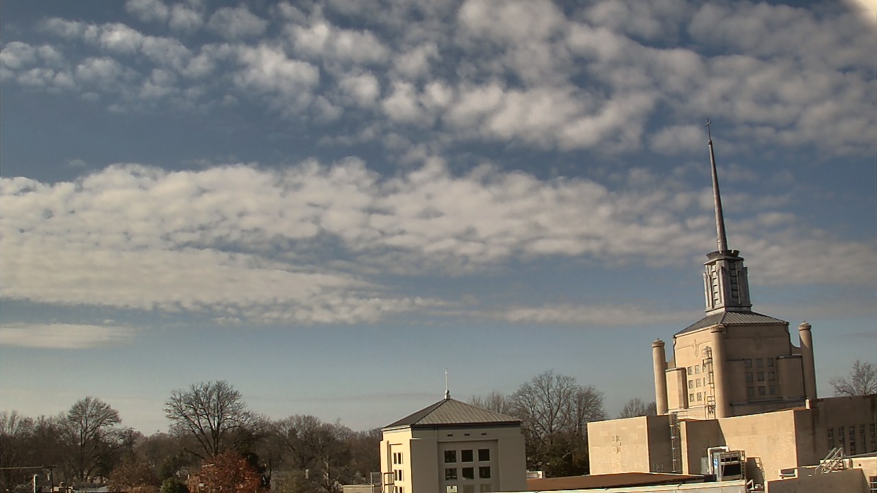 Thumbnail for current weather camera view from Christ The King School in Lexington, Kentucky