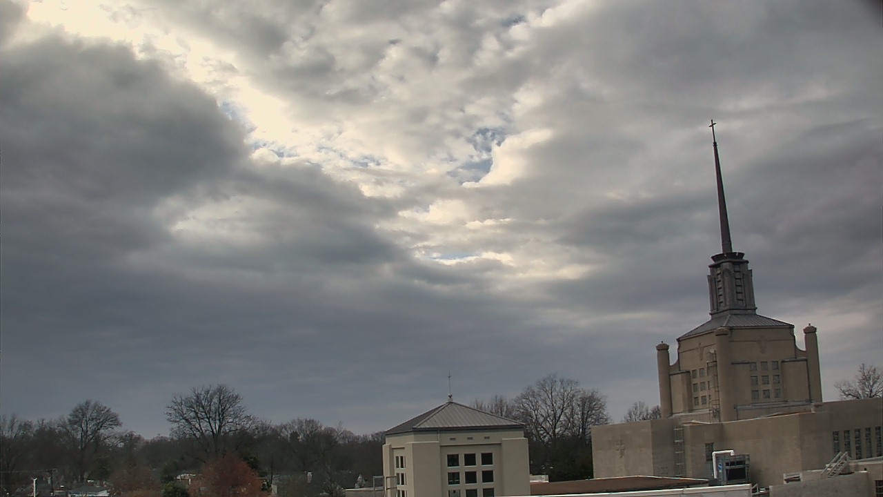 Thumbnail for current weather camera view from Christ The King School in Lexington, Kentucky