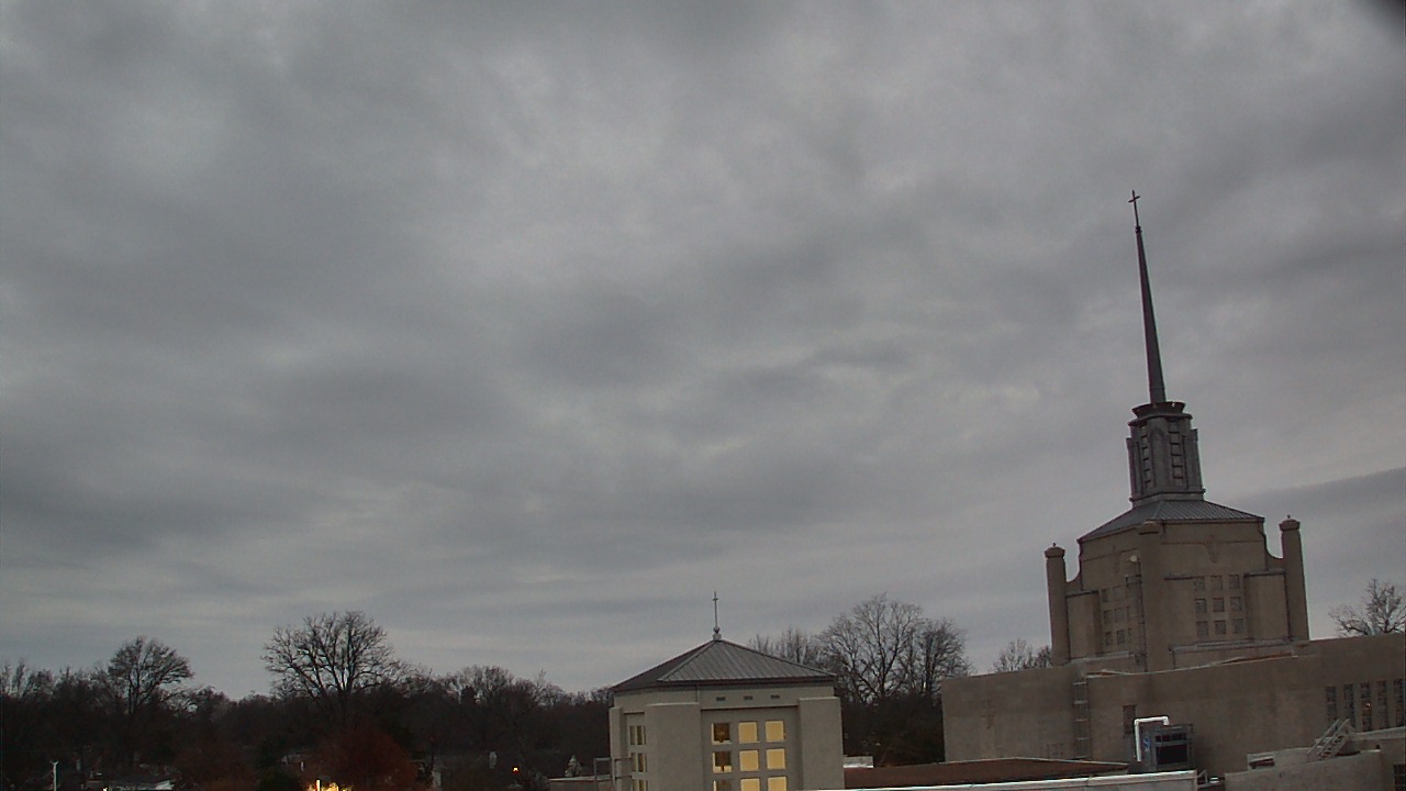 Thumbnail for current weather camera view from Christ The King School in Lexington, Kentucky