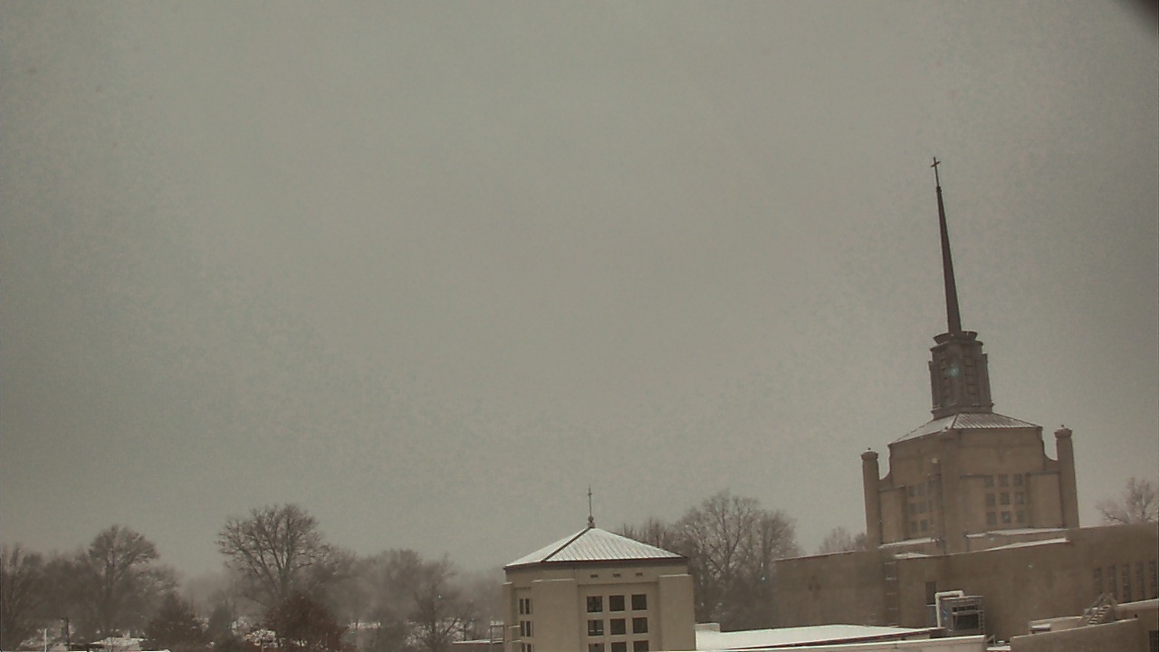 Thumbnail for current weather camera view from Christ The King School in Lexington, Kentucky