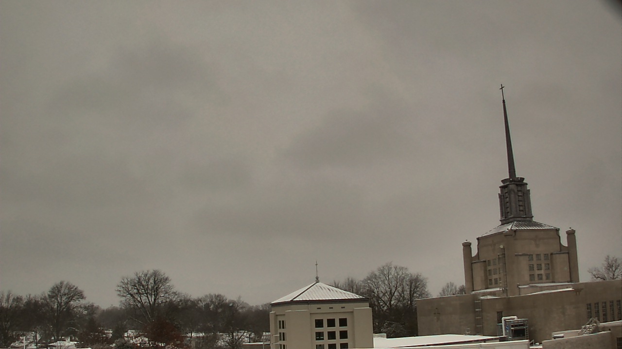 Thumbnail for current weather camera view from Christ The King School in Lexington, Kentucky