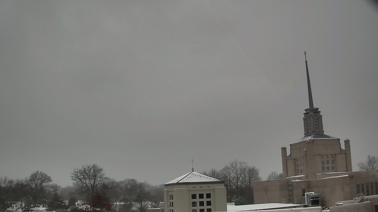 Thumbnail for current weather camera view from Christ The King School in Lexington, Kentucky