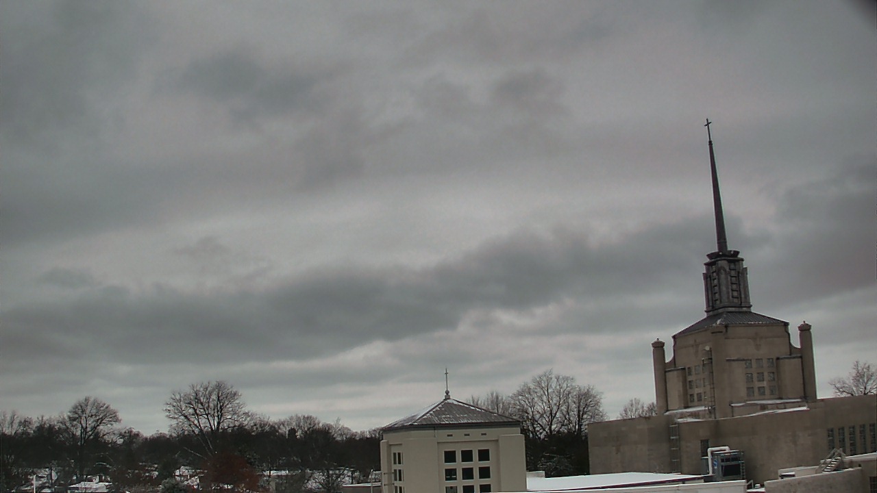 Thumbnail for current weather camera view from Christ The King School in Lexington, Kentucky