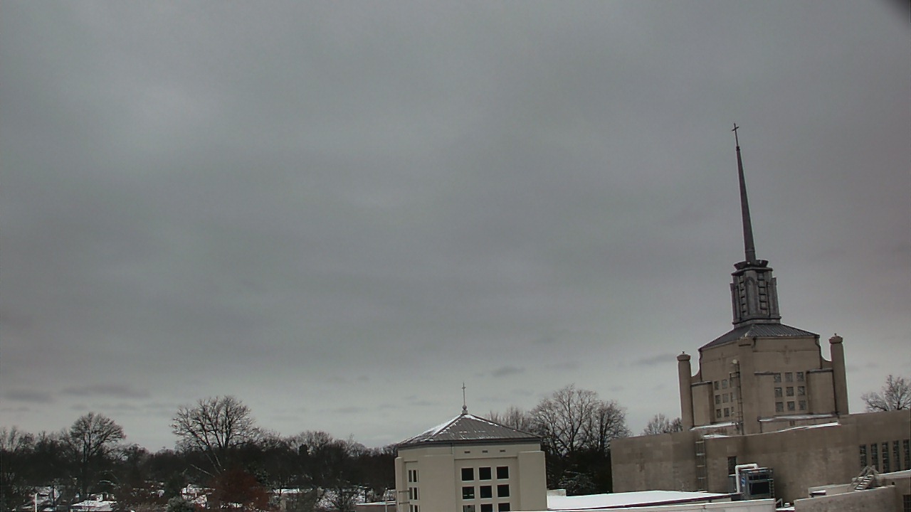 Thumbnail for current weather camera view from Christ The King School in Lexington, Kentucky