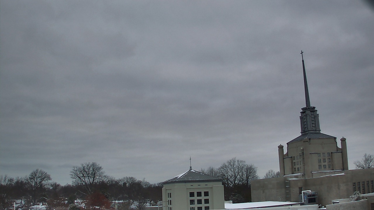 Thumbnail for current weather camera view from Christ The King School in Lexington, Kentucky
