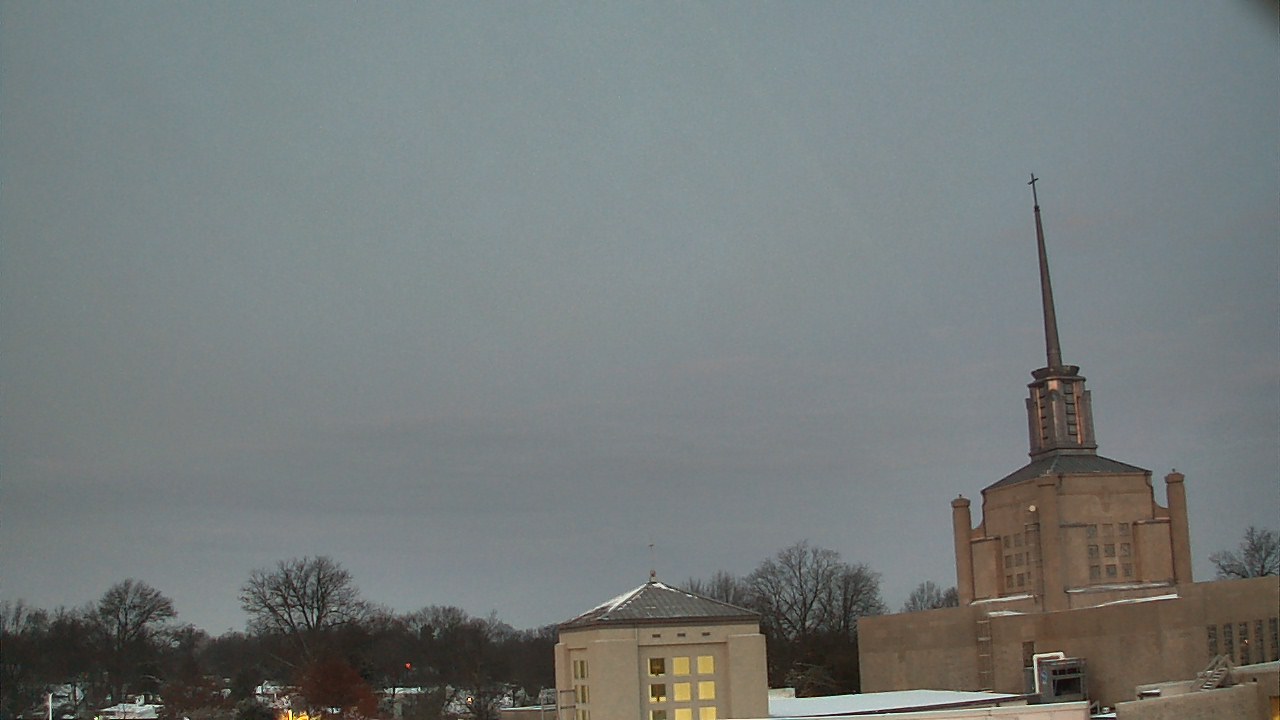Thumbnail for current weather camera view from Christ The King School in Lexington, Kentucky