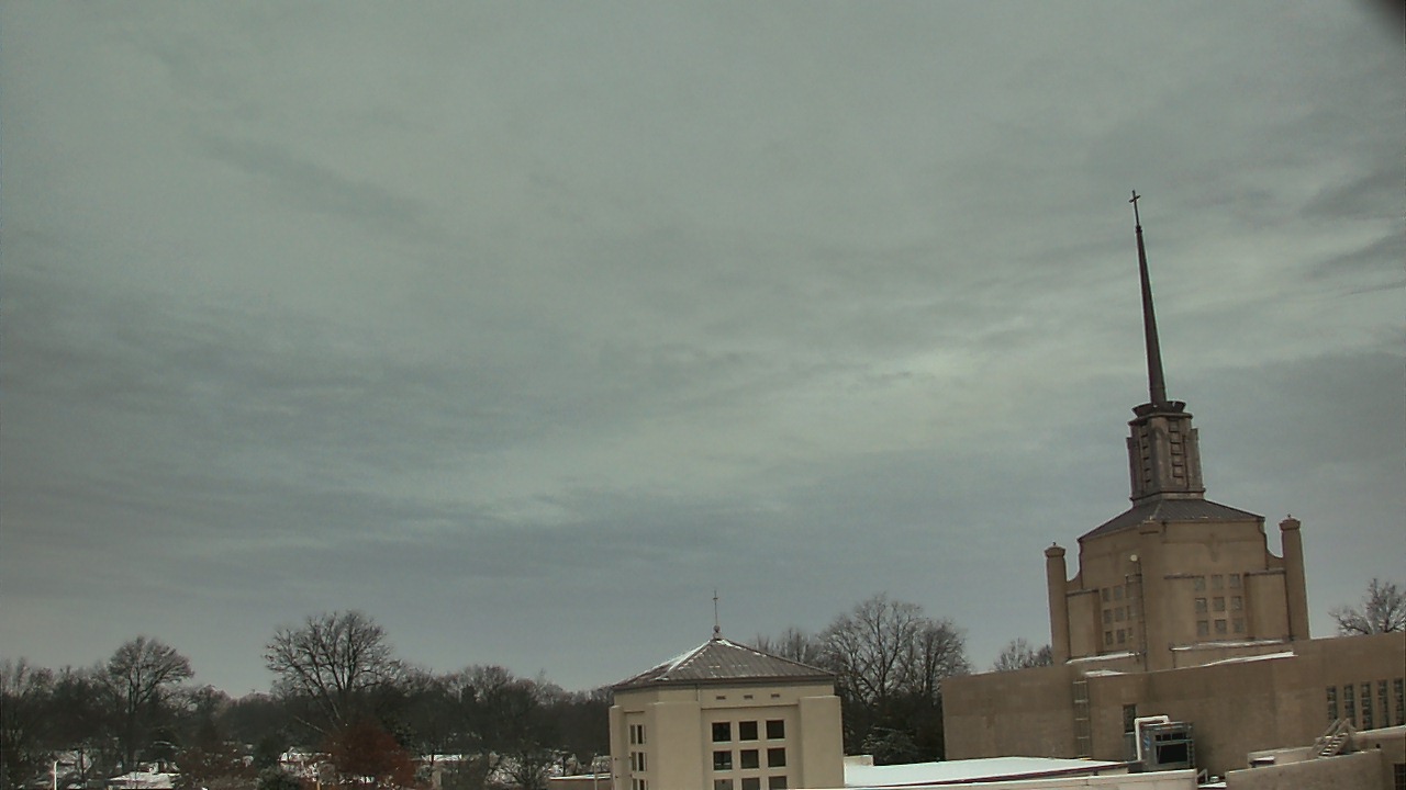 Thumbnail for current weather camera view from Christ The King School in Lexington, Kentucky