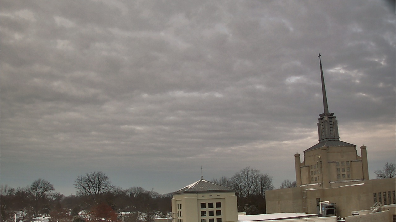 Thumbnail for current weather camera view from Christ The King School in Lexington, Kentucky