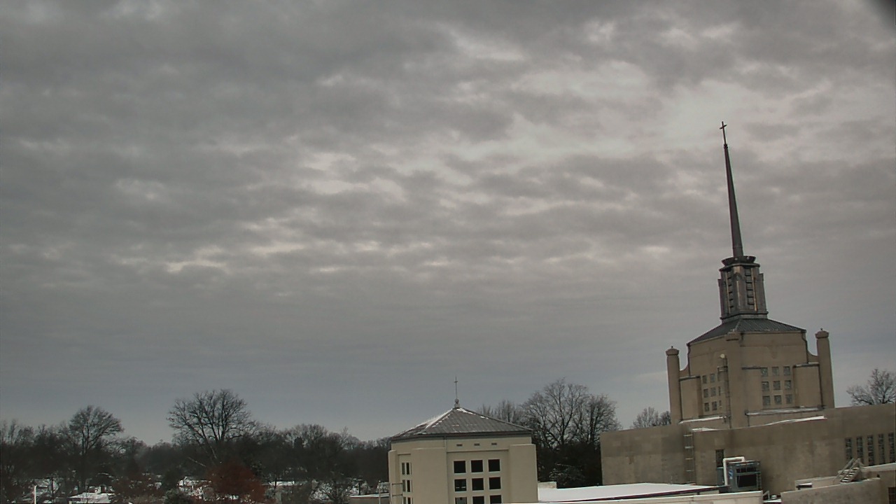 Thumbnail for current weather camera view from Christ The King School in Lexington, Kentucky